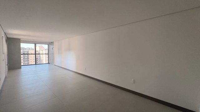 Foto 3 de Apartamento na Praia Brava