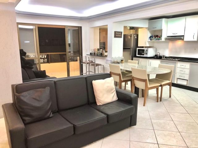 Foto 1 de Apartamento 1 suíte + 1 dorm à venda · Pioneiros, Balneário Camboriú