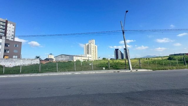 Foto 1 de Terreno à venda · Cordeiros, Itajaí · 10114 m²