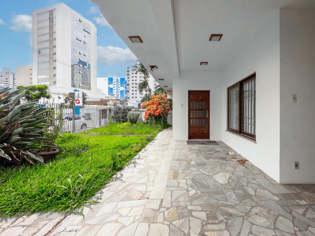 Foto 2 de Casa para locação com 180m², Centro, Itajaí, SC