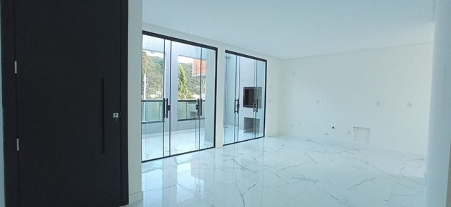 Foto 1 de Apartamento 2 suítes + 1 dorm à venda · Ressacada, Itajaí