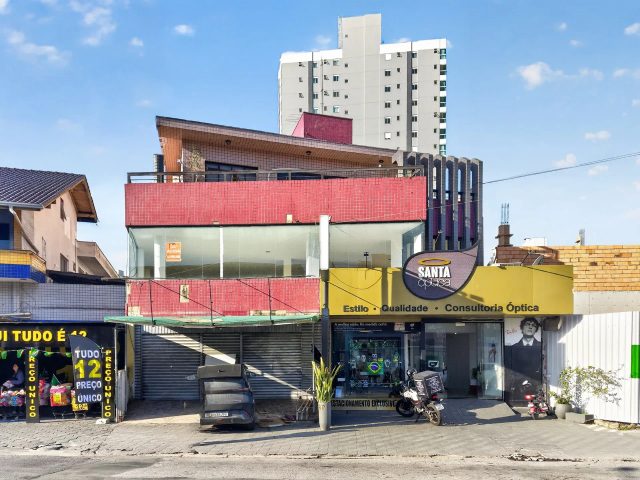 Foto 1 de Sala comercial para alugar · Centro, Itajaí · 272 m²