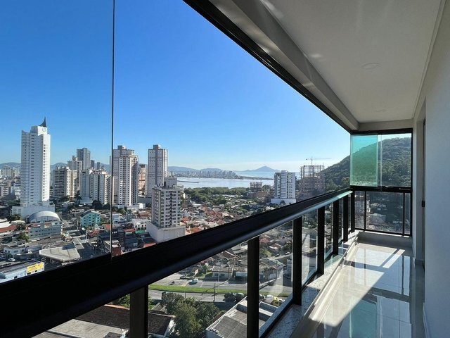 Foto 1 de Apartamento 2 suítes à venda · Fazenda, Itajaí · LAGO MORAINE · 84 m² · AP1153