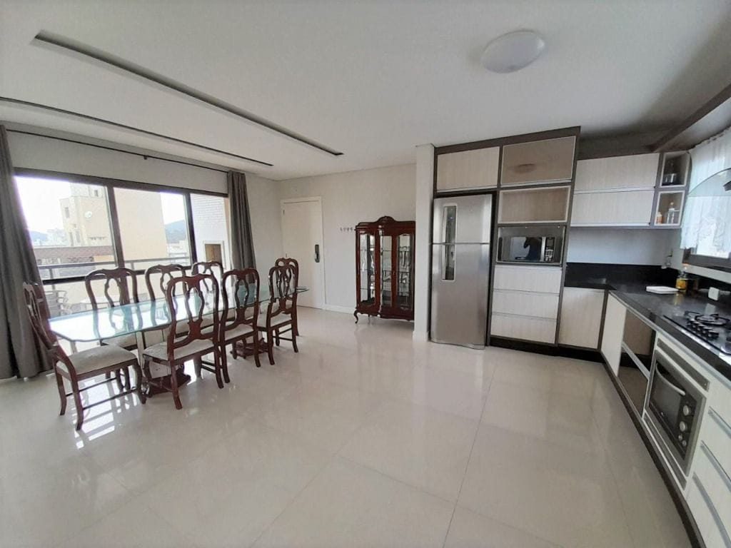 Foto 1 de Apartamento com 3 suítes à venda, 145 m² por R$ 1.790.000 - Centro - Itajaí/SC
