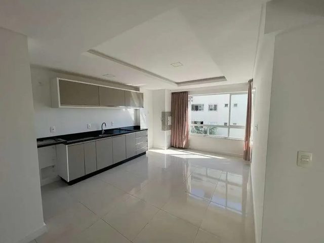 Foto 1 de Apartamento semimobiliado com 2 quartos à venda no Tabuleiro, Camboriú