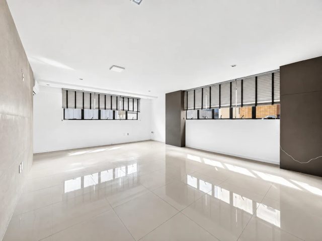 Foto 1 de Sala para locação com 39m², Centro, Itajaí, SC