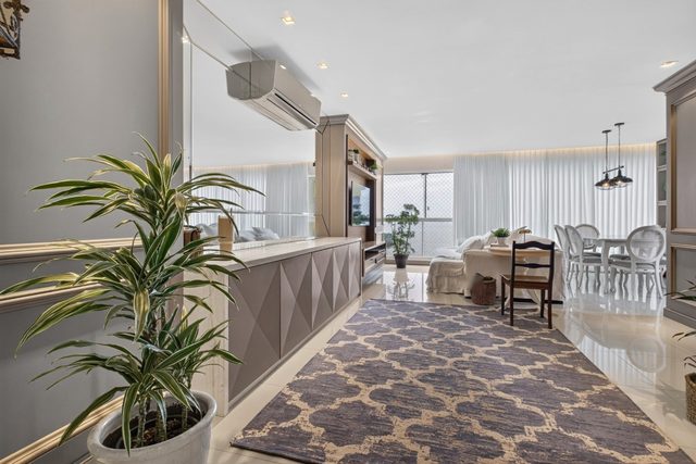 Foto 1 de Apartamento mobiliado com 4 quartos para locação no Pioneiros, Balneário Camboriú