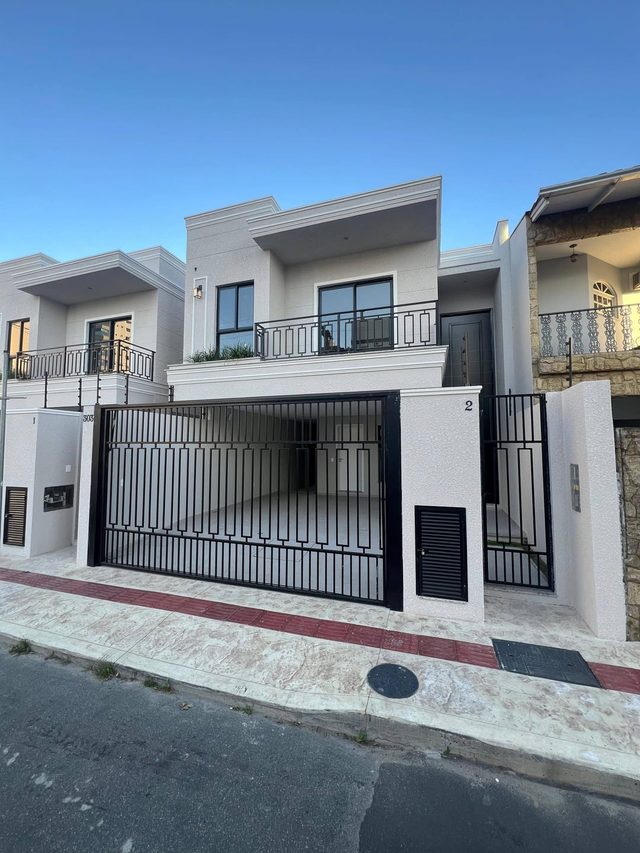 Foto 2 de Sobrado com 3 suítes à venda, 160 m² por R$ 1.590.000 - Centro - Itajaí/SC