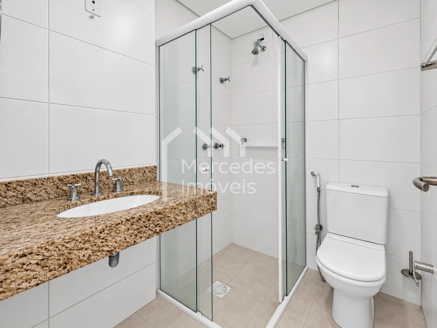 Foto 18 de Apartamento de 2 quartos sendo 1 suíte para locação, Fazenda, Itajaí, SC