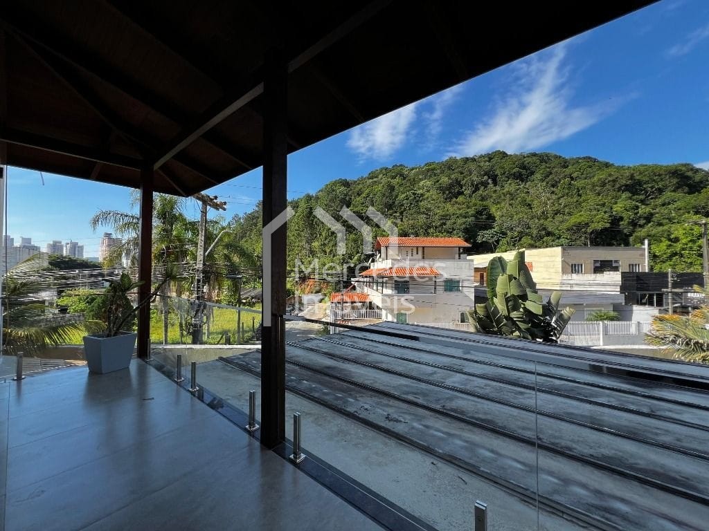 Foto 38 de Casa 3 suítes + 1 dorm à venda · Ariribá, Balneário Camboriú
