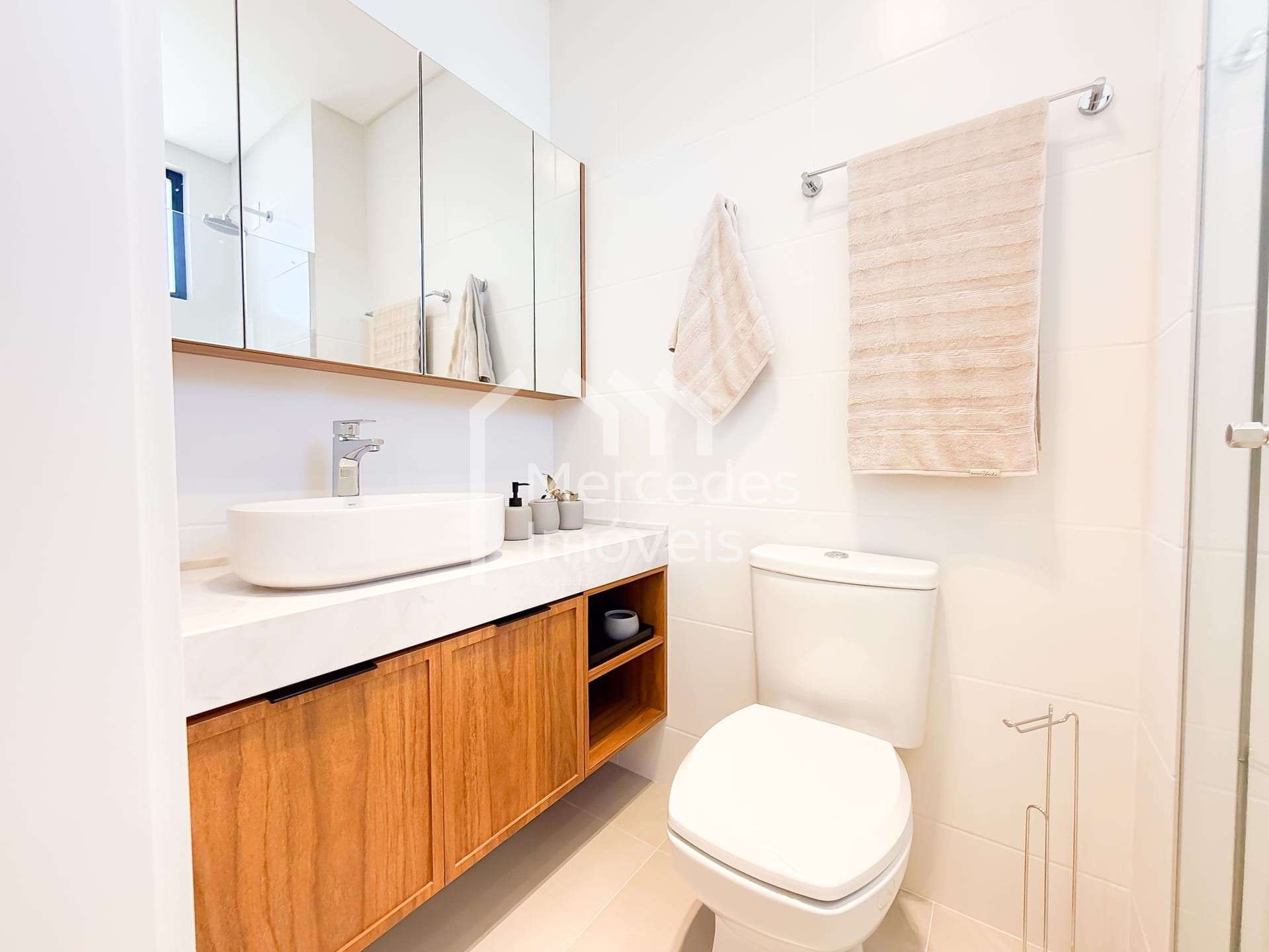 Foto 18 de Apartamento 2 suítes à venda · Fazenda, Itajaí · LAGO MORAINE · 73 m²
