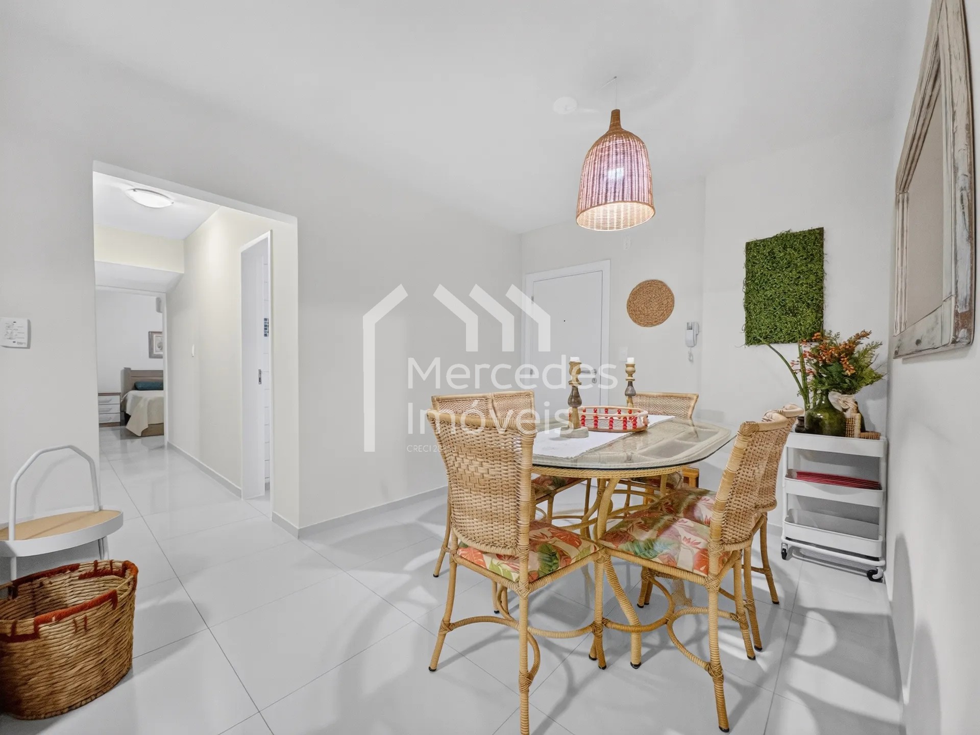 Foto 5 de Apartamento 1 suíte + 2 dorms para alugar · Centro, Balneário Camboriú