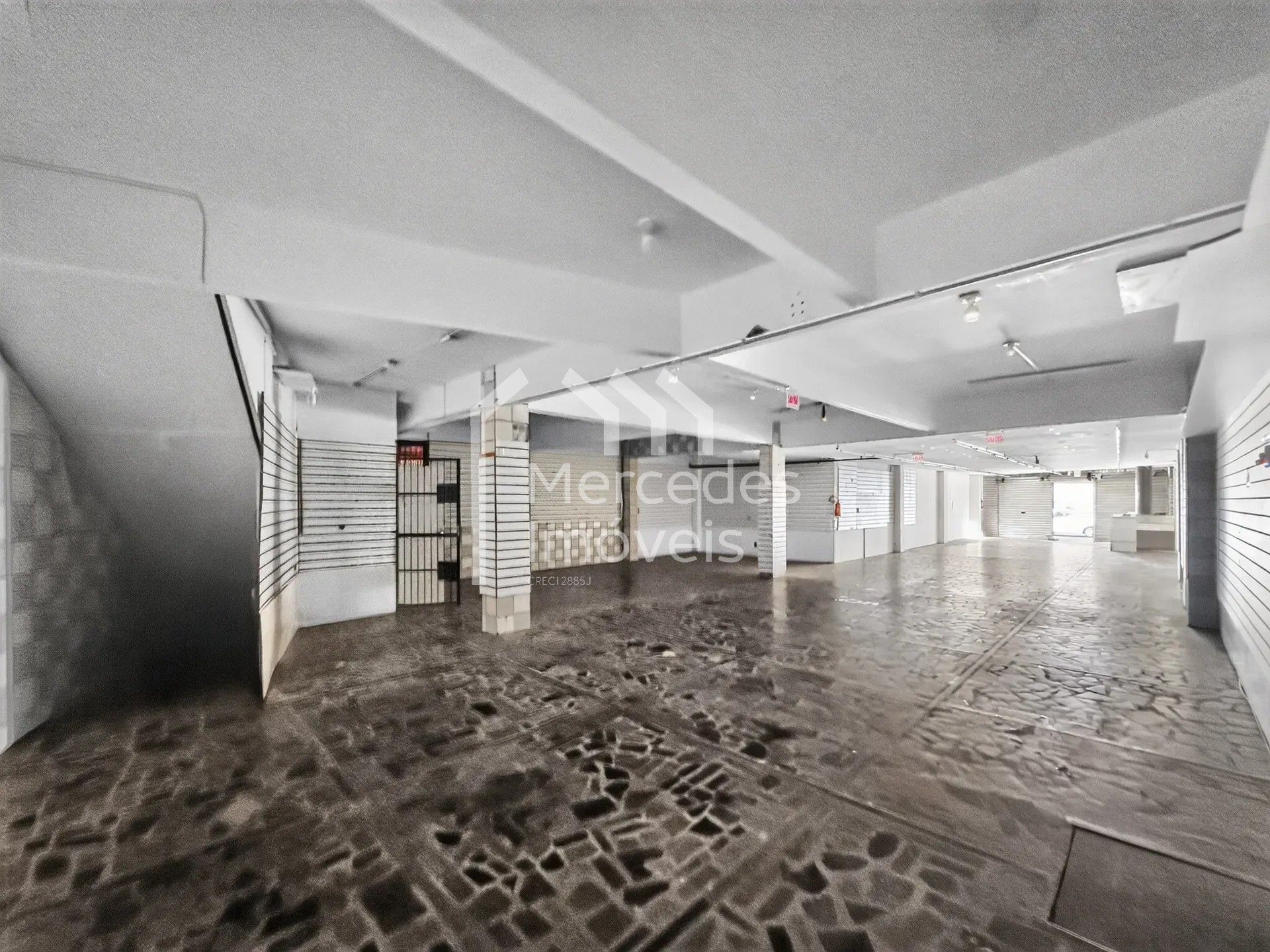 Foto 13 de Sala comercial para alugar · Centro, Itajaí · 272 m²