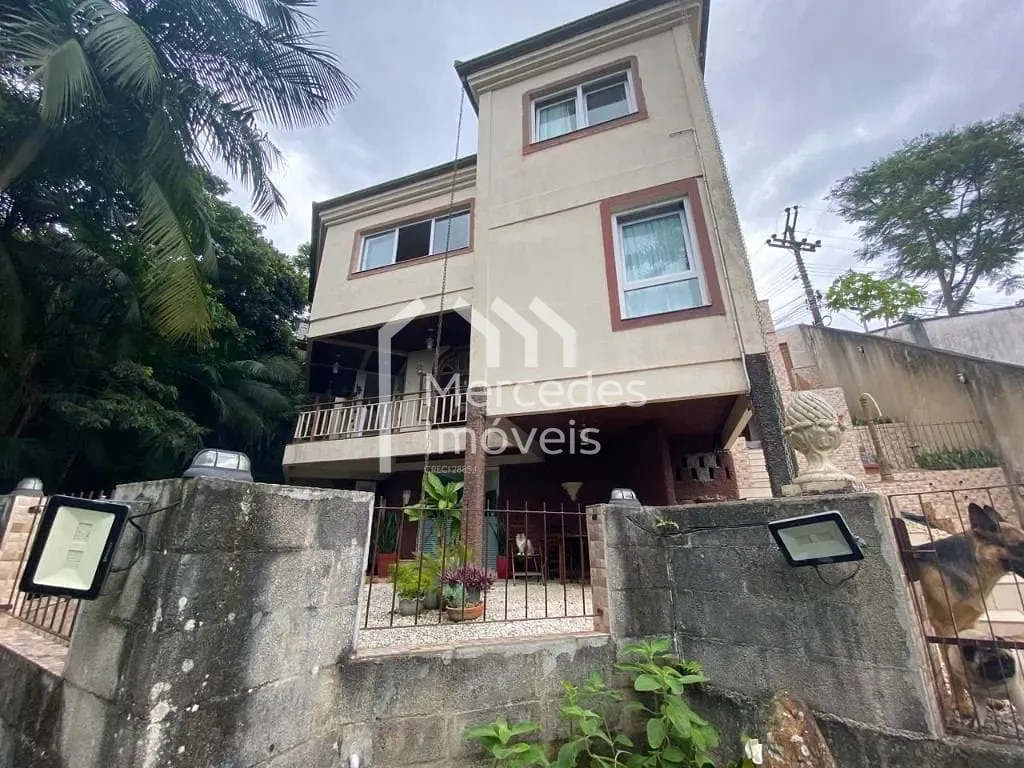 Foto 29 de Casa semimobiliada / 3 suítes, 336 m² à venda por R$ 2.800.000,00 - Fazenda - Itajaí/SC