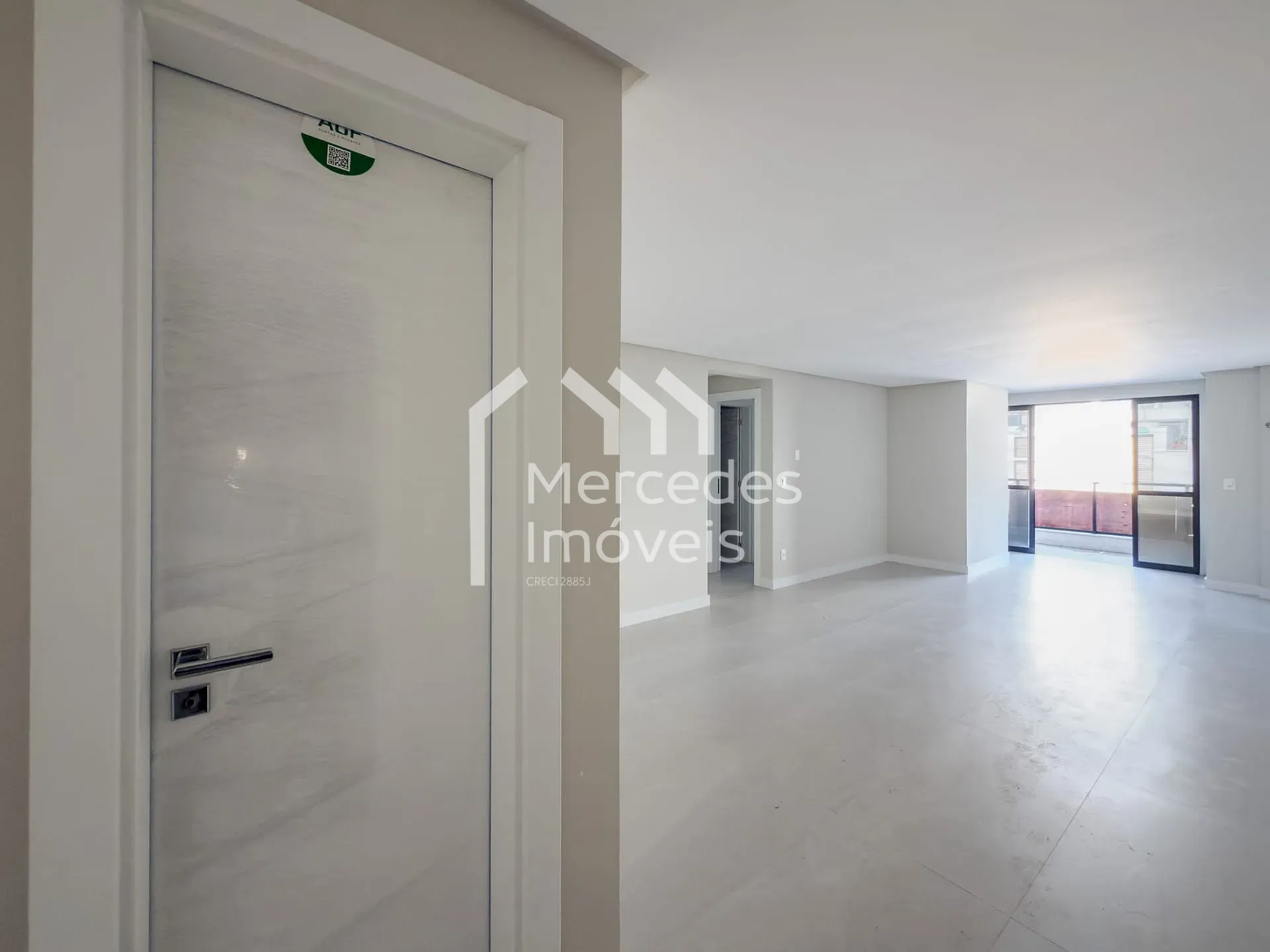 Foto 1 de Apartamento para permuta com 2 suítes, Praia dos Amores, Balneário Camboriú, SC