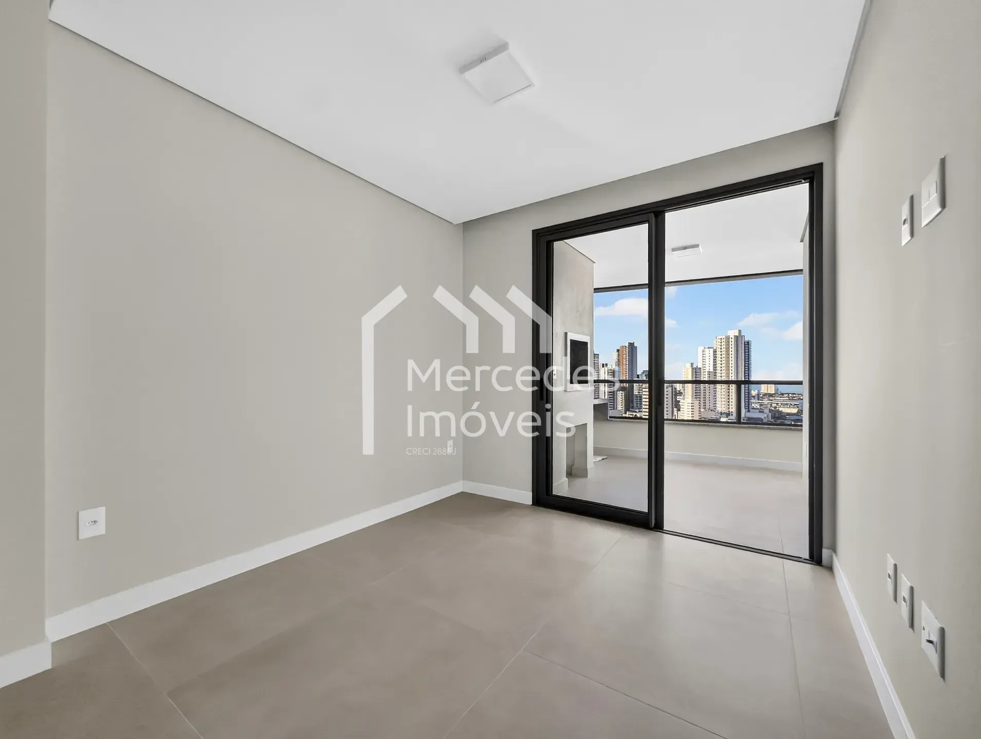 Foto 5 de Apartamento novo ao lado da Univali para locação, Centro, Itajaí, SC