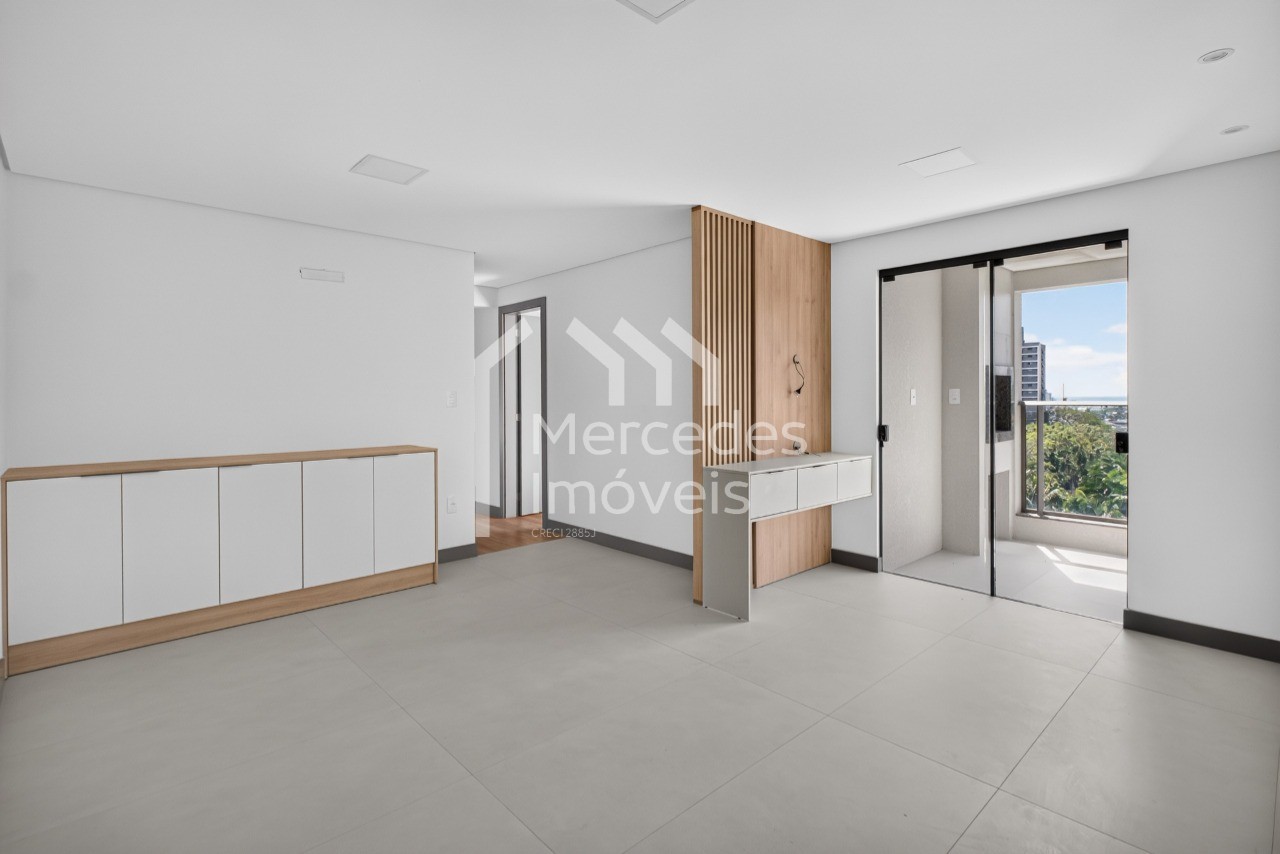 Foto 1 de Apartamento semimobiliado com 2 quartos à venda na Praia Brava, Itajaí