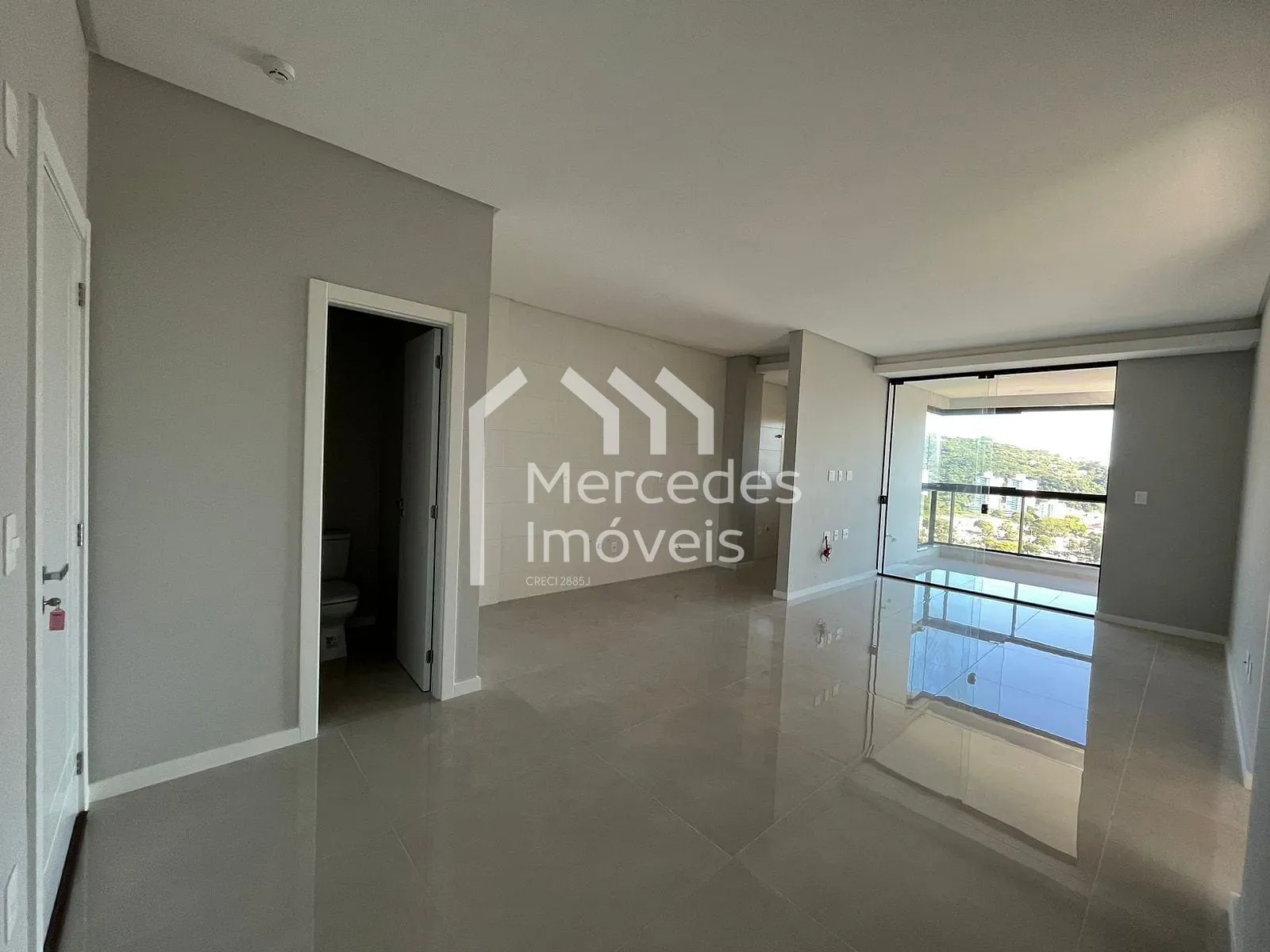 Foto 3 de Apartamento com 2 suítes à venda, 83m² - Fazenda - Itajaí/SC