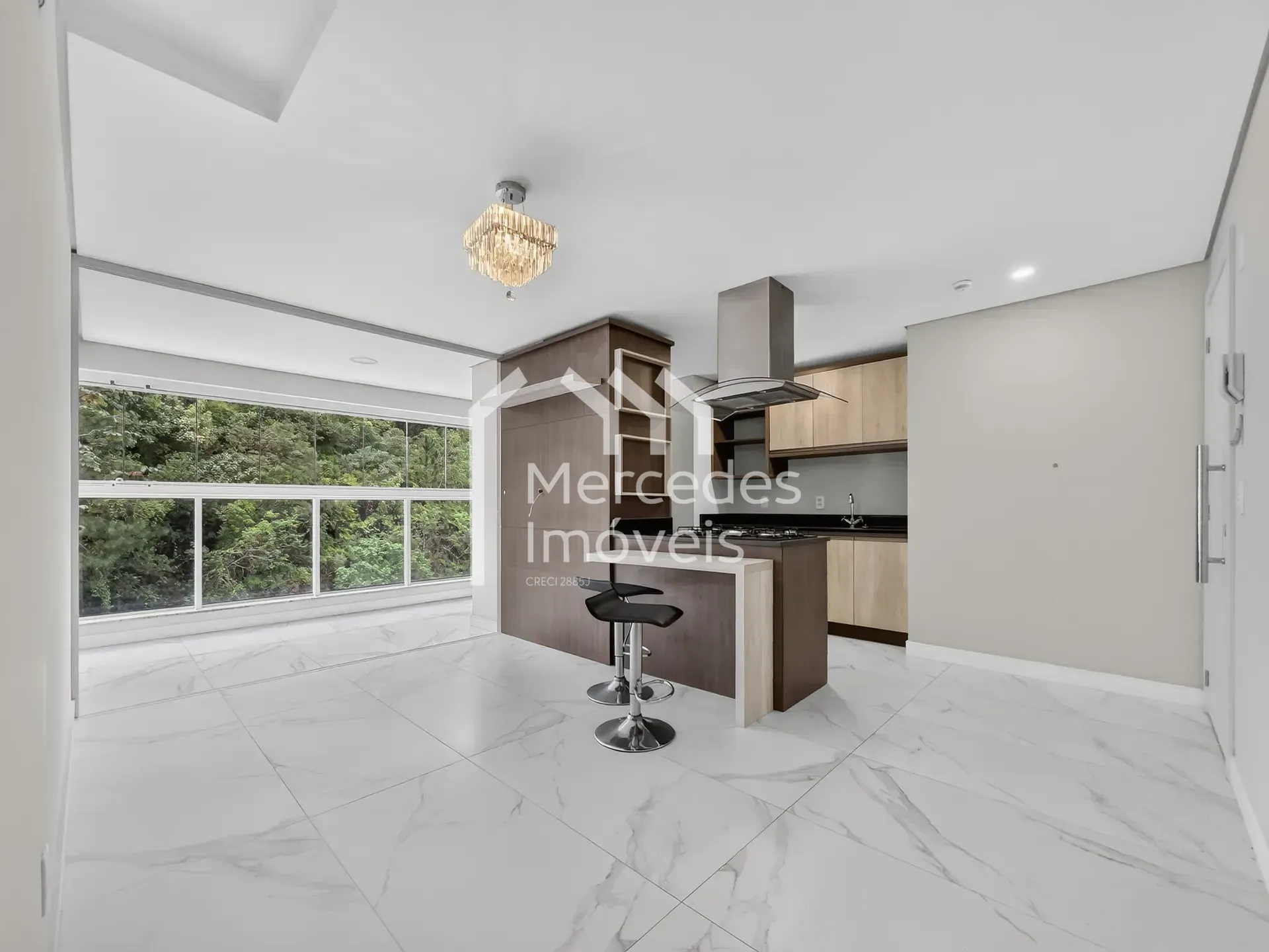 Foto 1 de Apartamento para locação com 2 suítes , Centro, Itajaí, SC