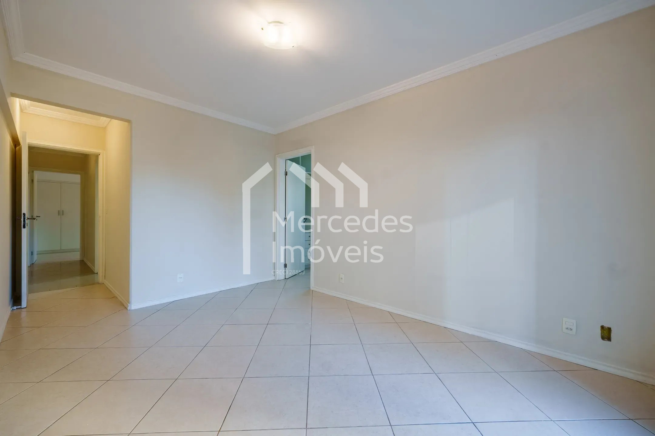 Foto 11 de Apartamento 3 suítes para alugar · Fazenda, Itajaí · SAINT MORITZ
