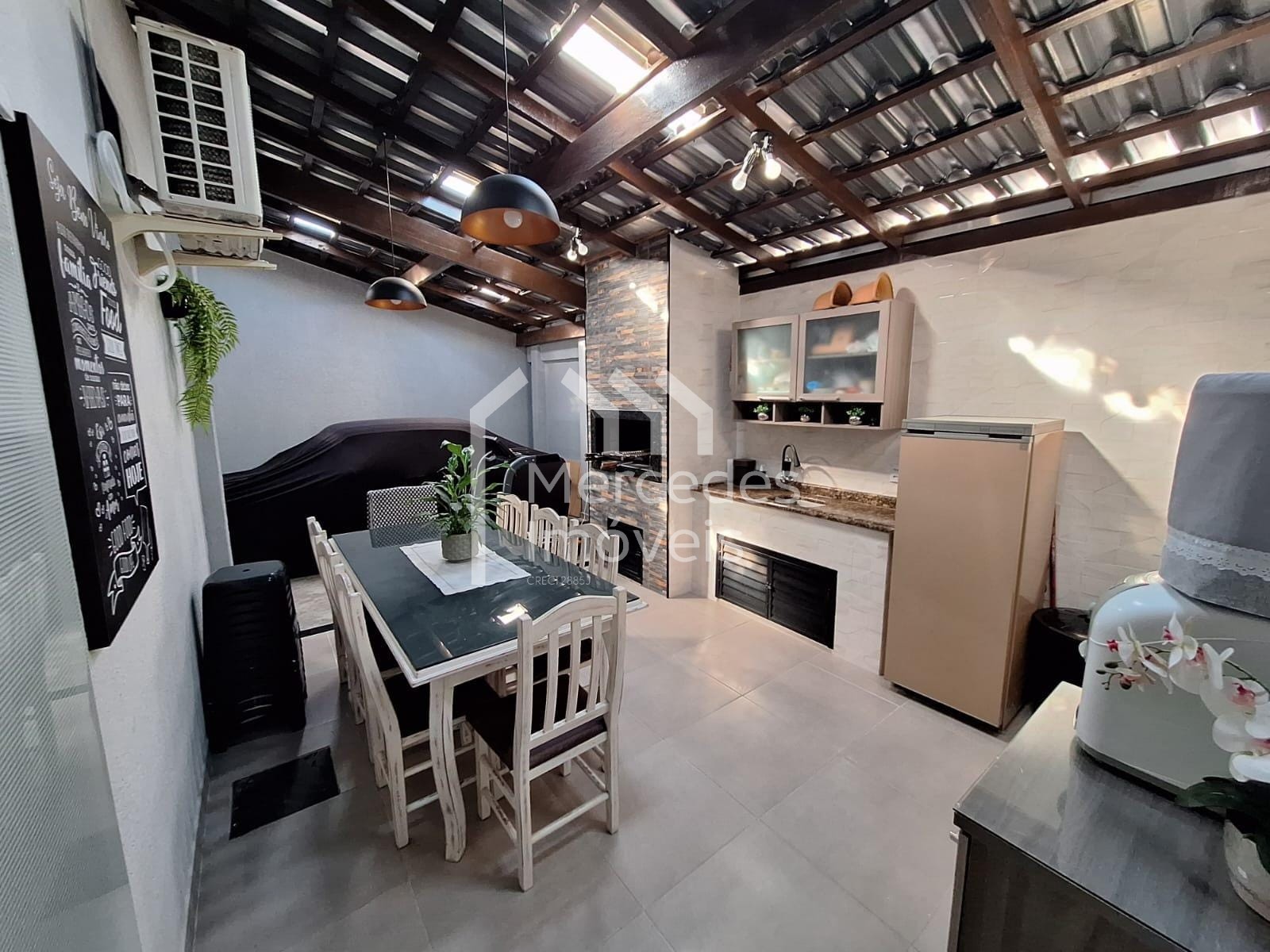 Foto 7 de Casa 2 suítes + 1 dorm à venda · São Vicente, Itajaí