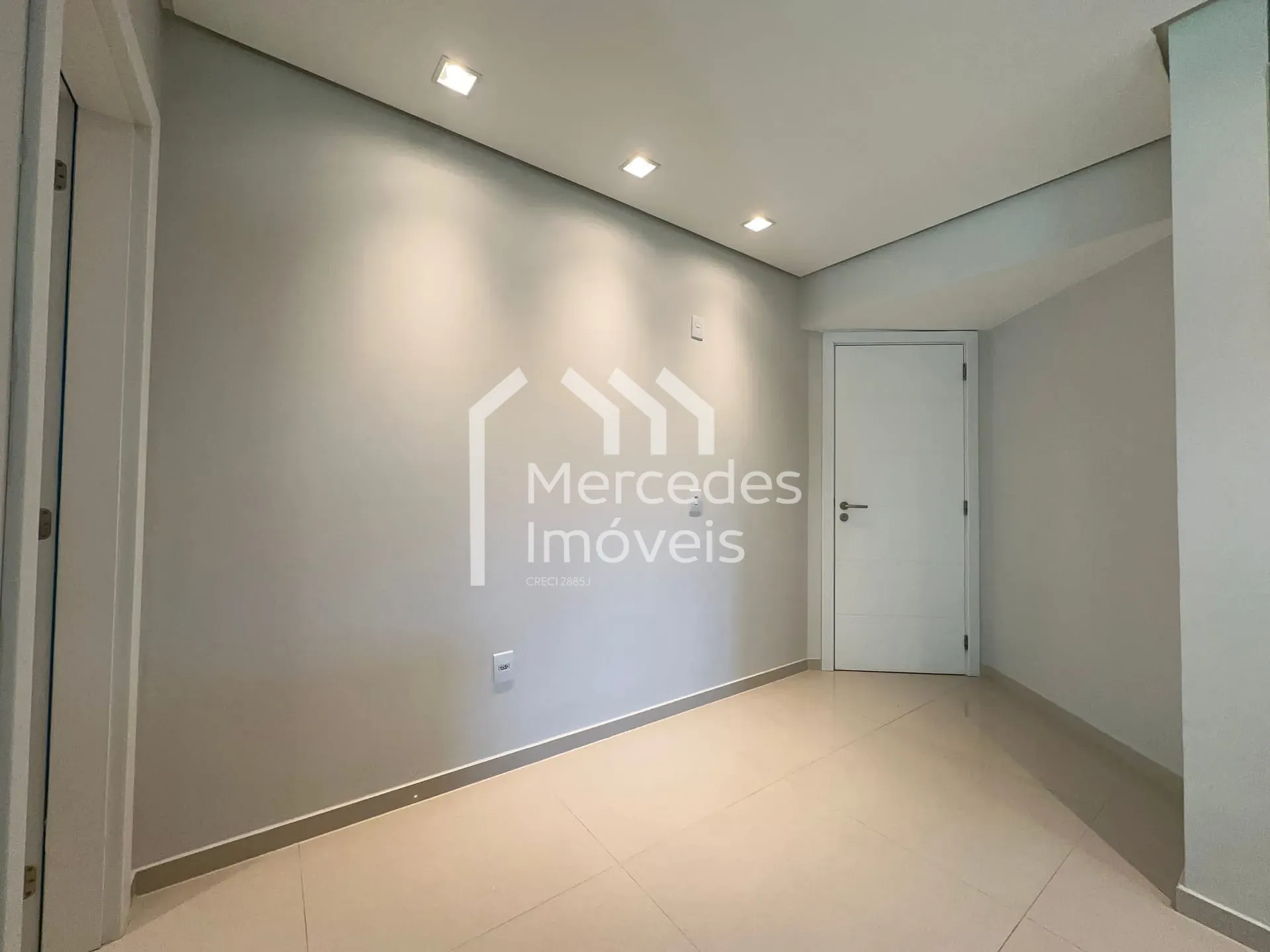 Foto 15 de Apartamento à venda com 3 suítes, Cabeçudas, Itajaí, SC