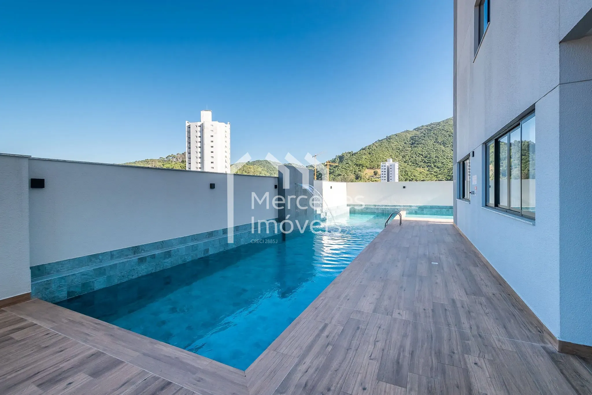 Foto 4 de Apartamento com 2 suítes à venda, 83m² - Fazenda - Itajaí/SC