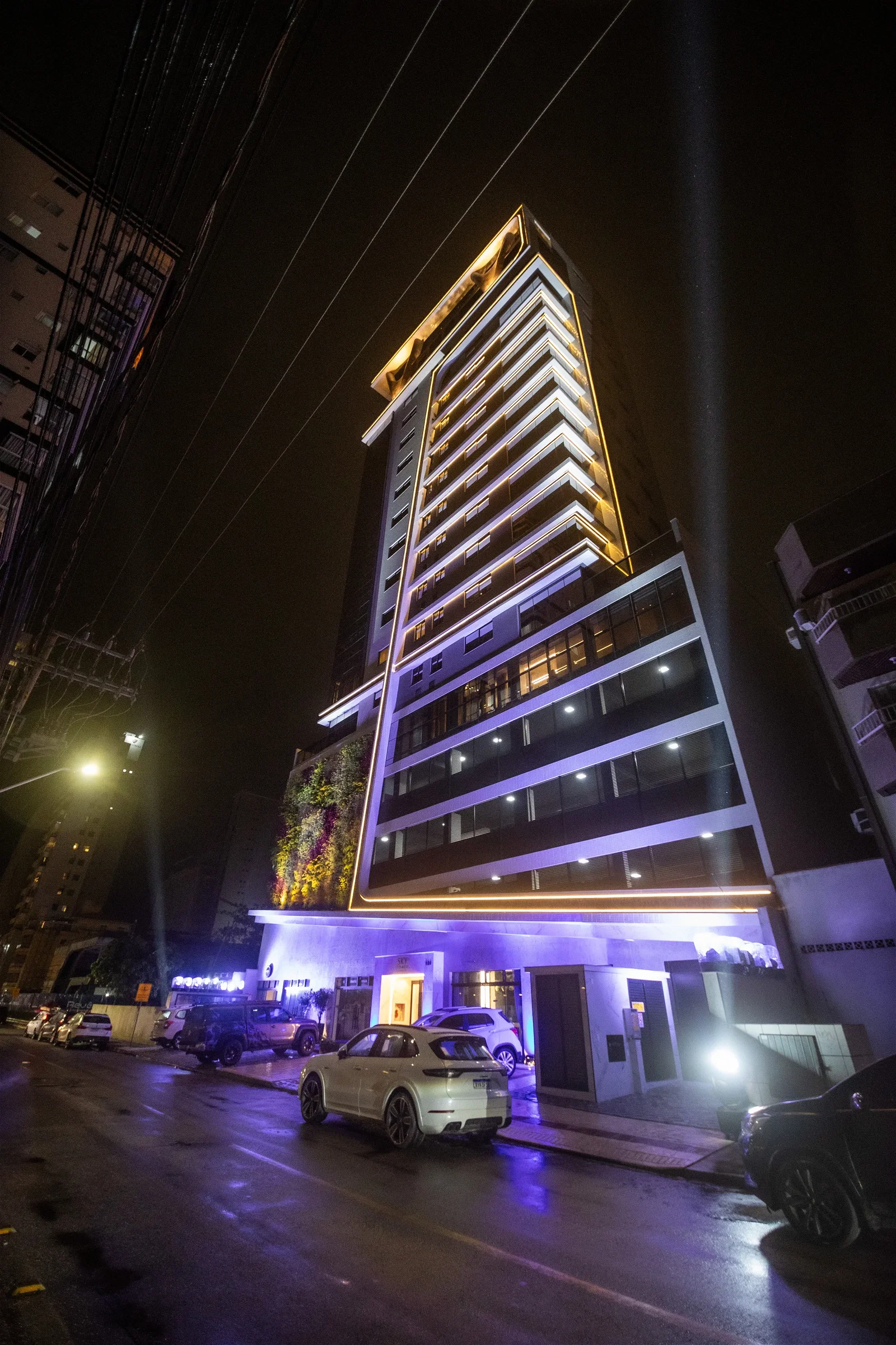Foto 1 de Sky Tower Residence