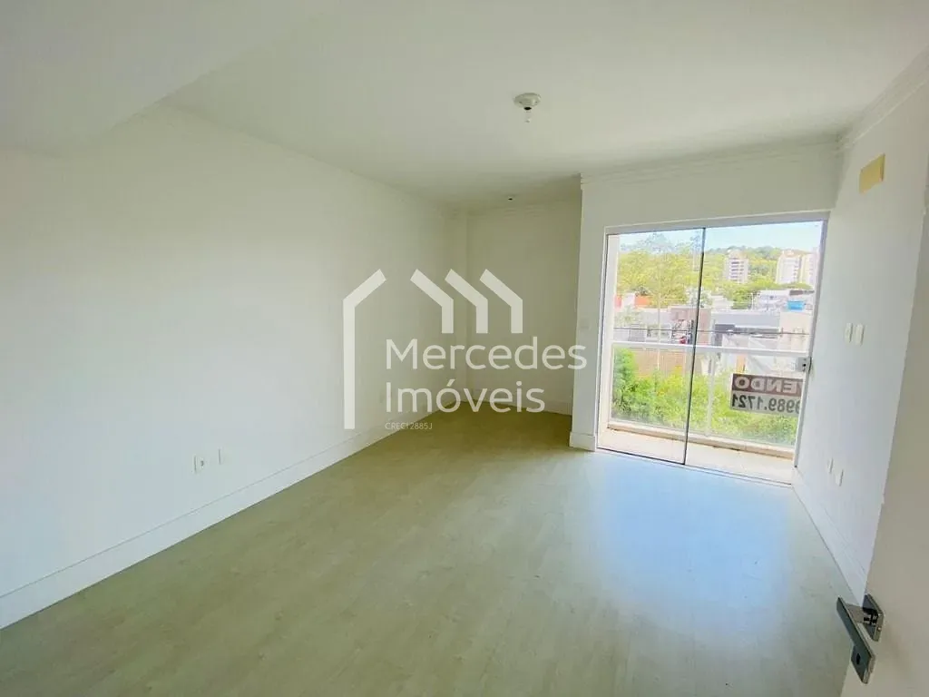 Foto 3 de Sobrado com 3 suítes à venda, 176 m² - Praia dos Amores - Balneário Camboriú/SC