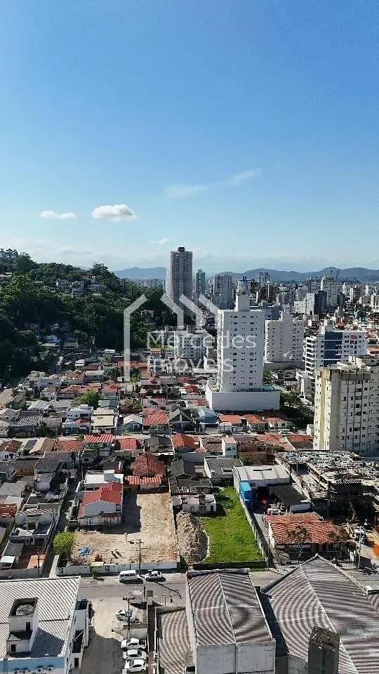 Foto 16 de Apartamento com 2 suítes para venda, 80 m² - Fazenda - Itajaí/SC