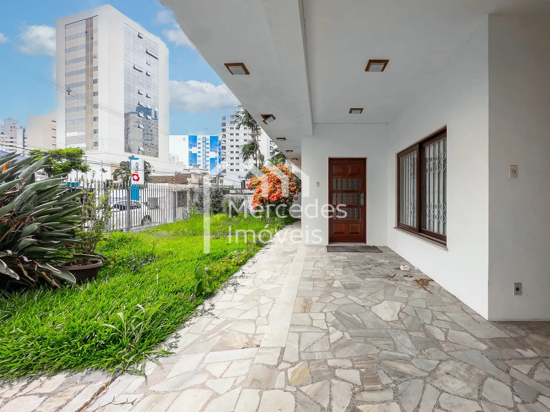 Foto 2 de Casa para locação com 180m², Centro, Itajaí, SC