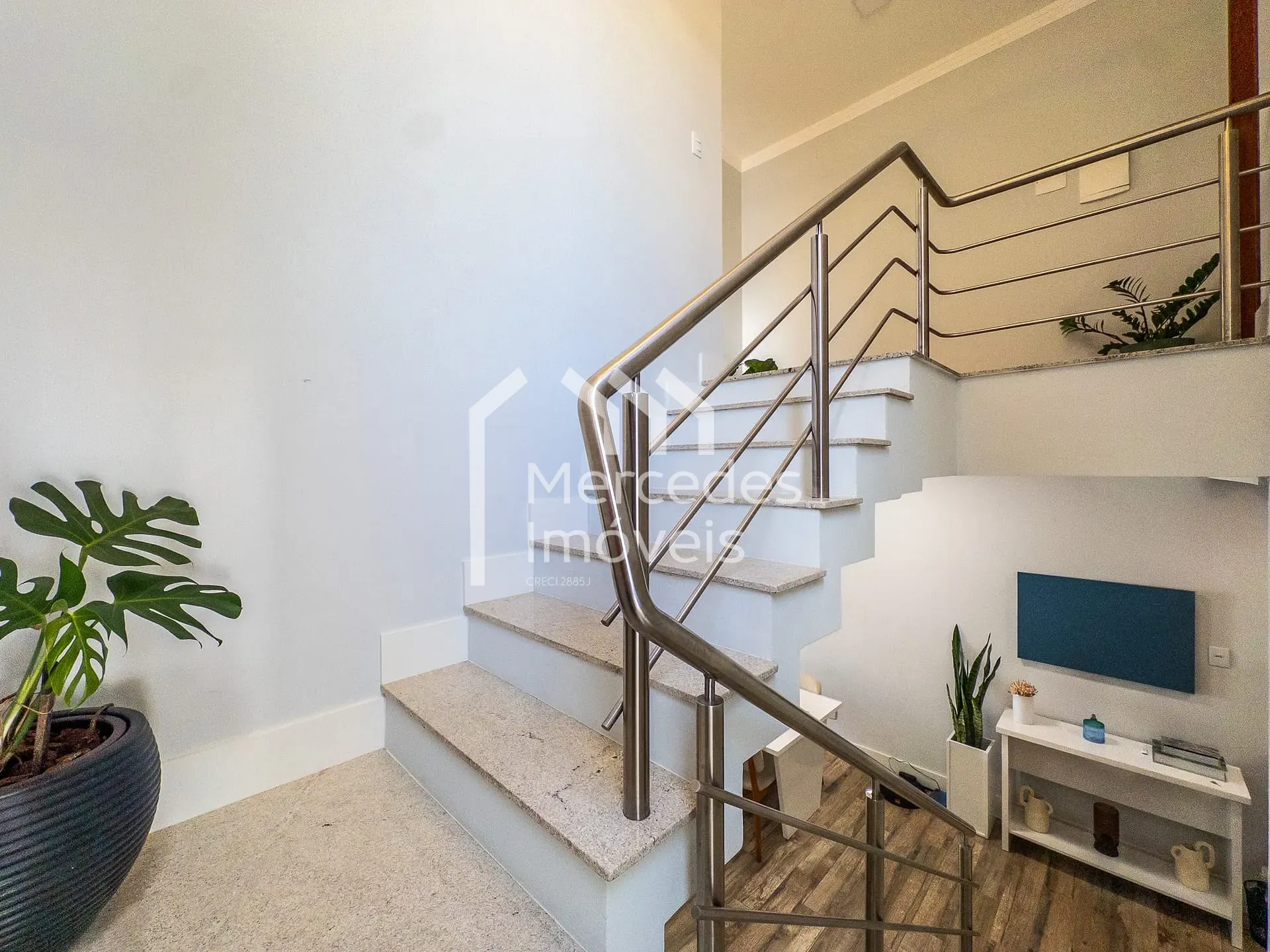 Foto 10 de Sobrado semimobiliado com 1 suíte master + 2 dormitórios à venda com 160m², São João, Itajaí, SC