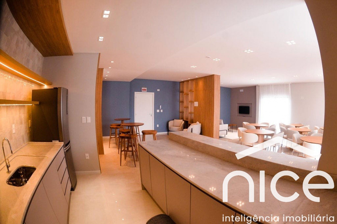 Foto 15 de Apartamento de 2 Suítes