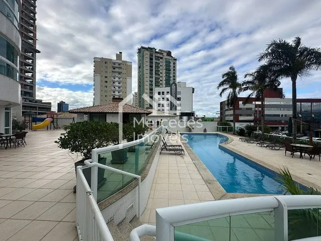 Foto 3 de Apartamento com 3 suítes, 2 vagas para locação, Centro, Itajaí, SC