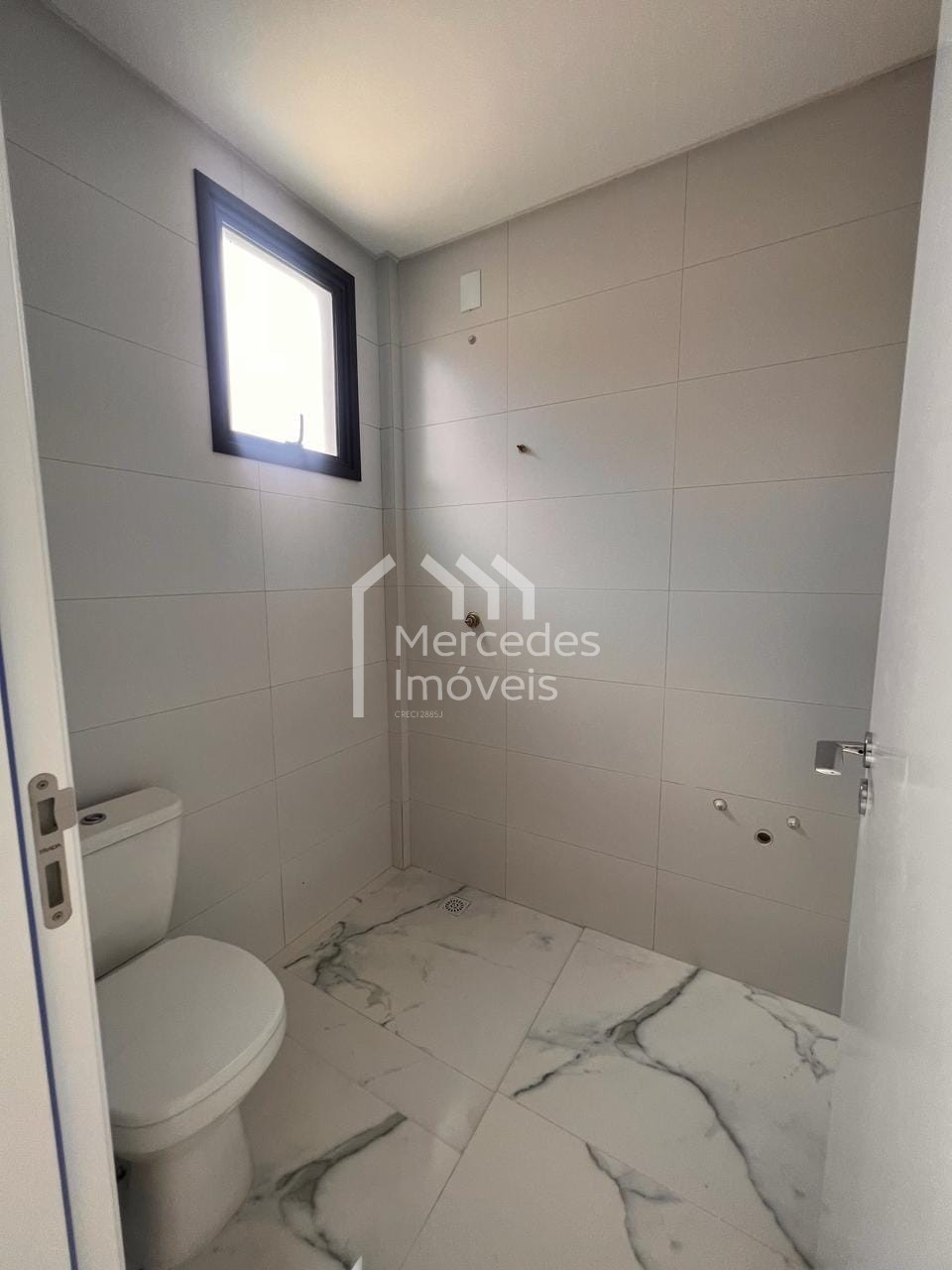 Foto 17 de Sobrado 2 suítes + 1 dorm à venda · Ressacada, Itajaí