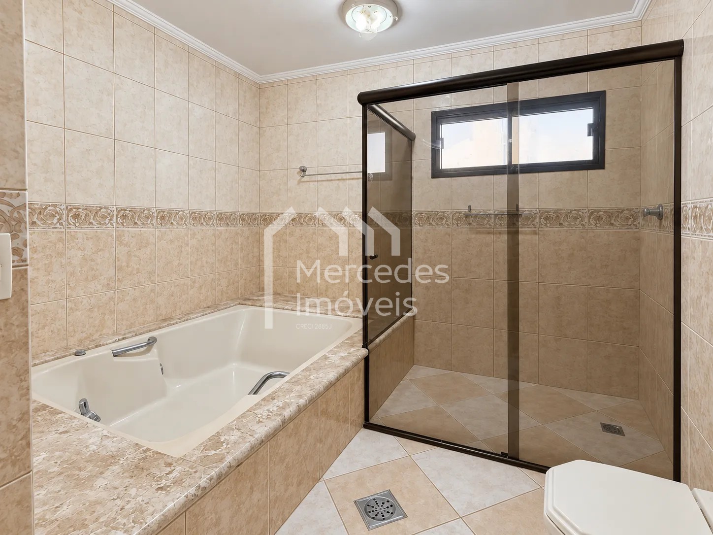 Foto 27 de Casa à venda com 3 dormitórios, suíte, escritório e piscina na Ressacada, Itajaí, SC