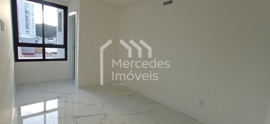Foto 13 de Apartamento 2 suítes + 1 dorm à venda · Ressacada, Itajaí