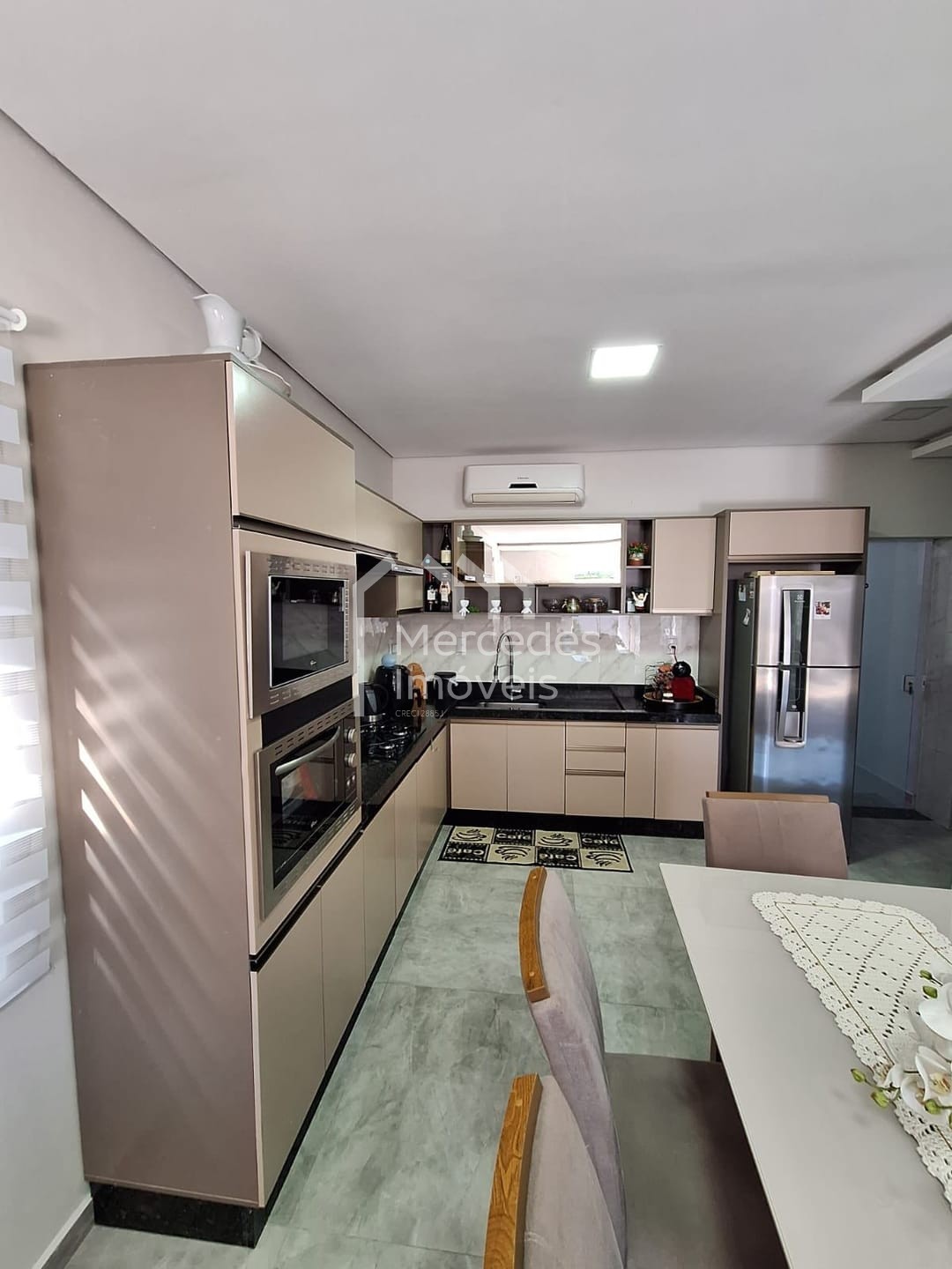 Foto 2 de Casa 2 suítes + 1 dorm à venda · São Vicente, Itajaí