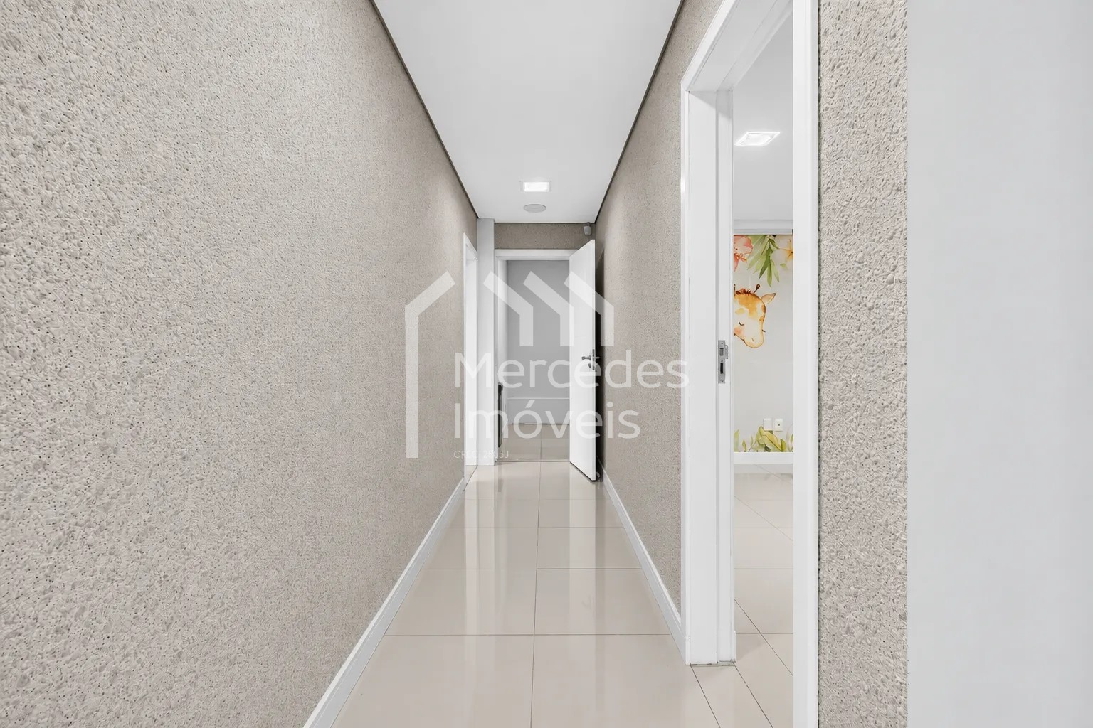 Foto 20 de Sala comercial para alugar · Centro, Itajaí · 122 m²