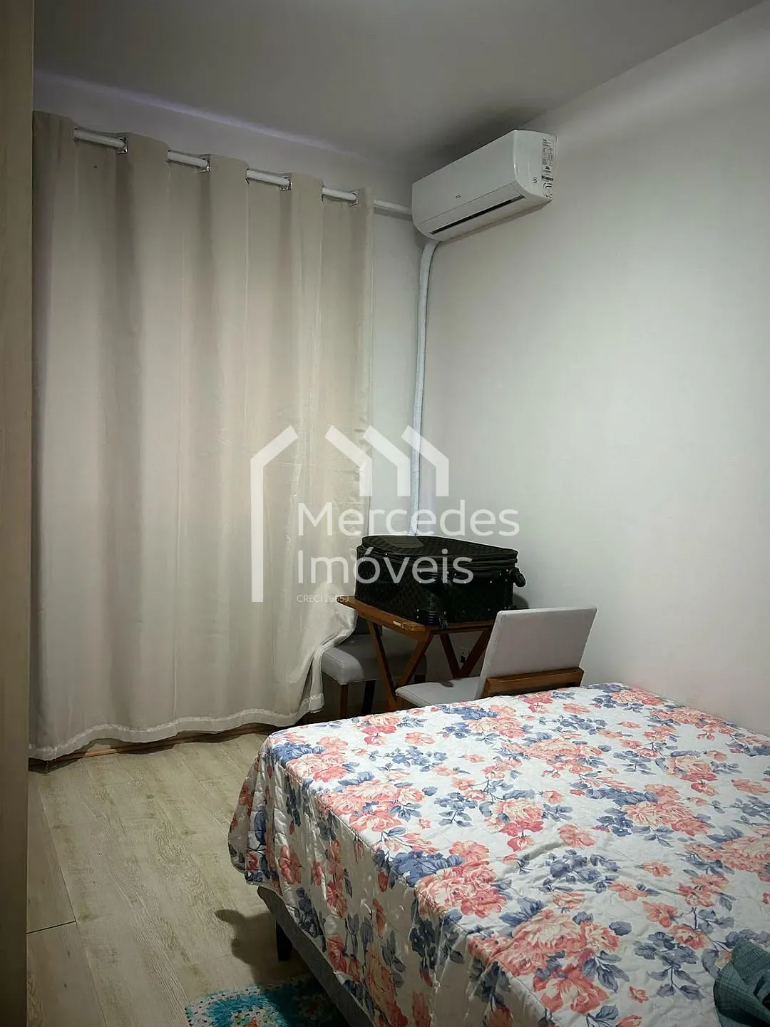 Foto 12 de Apartamento semimobiliado com 3 dormitórios à venda, Centro, Itajaí, SC