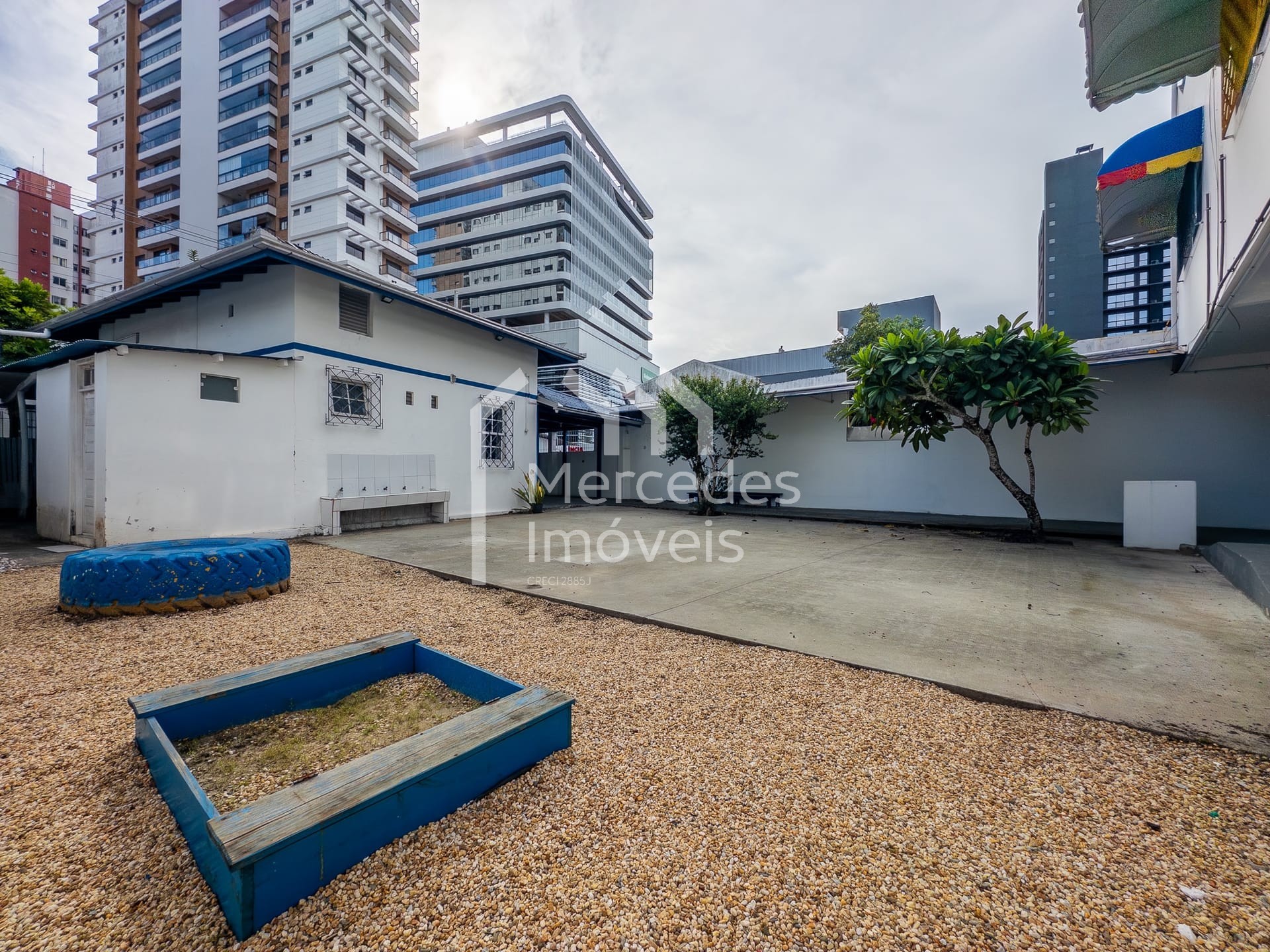 Foto 3 de Casa para alugar · Centro, Itajaí · 400 m²