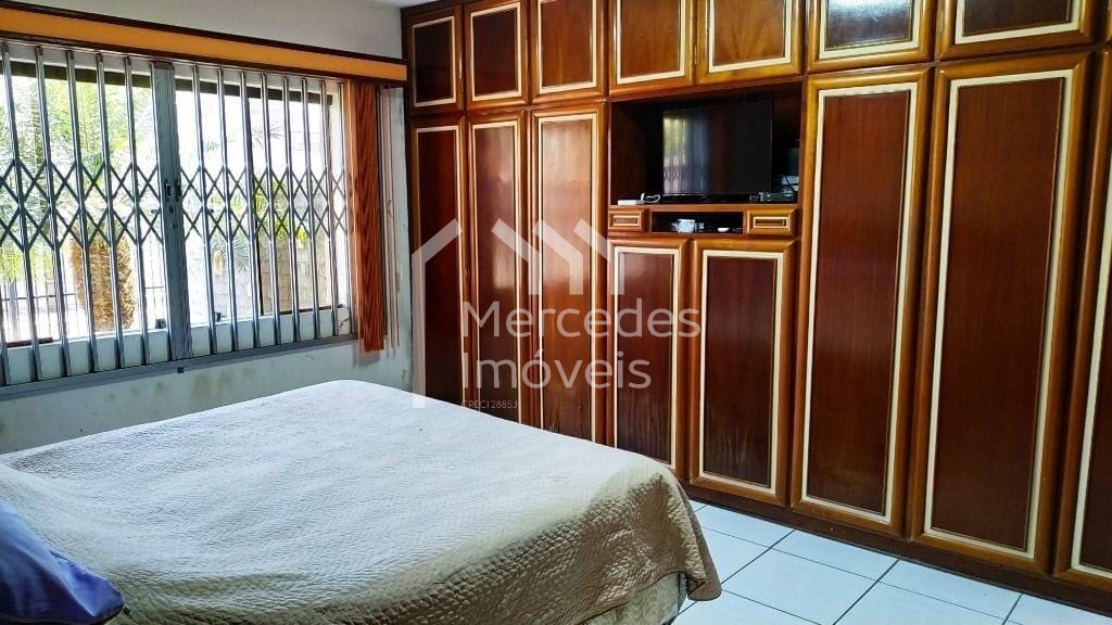 Foto 17 de Casa 1 suíte + 2 dorms à venda · Centro, Itajaí · 517 m²