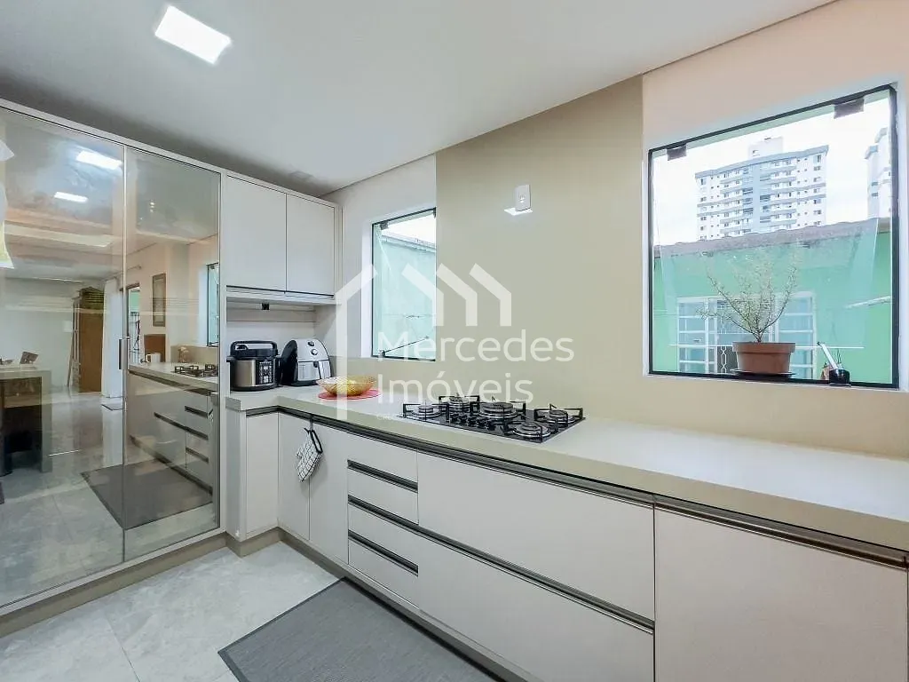 Foto 6 de Casa semimobiliada com 4 suítes à venda, 230.53m² Fazenda, Itajaí, SC