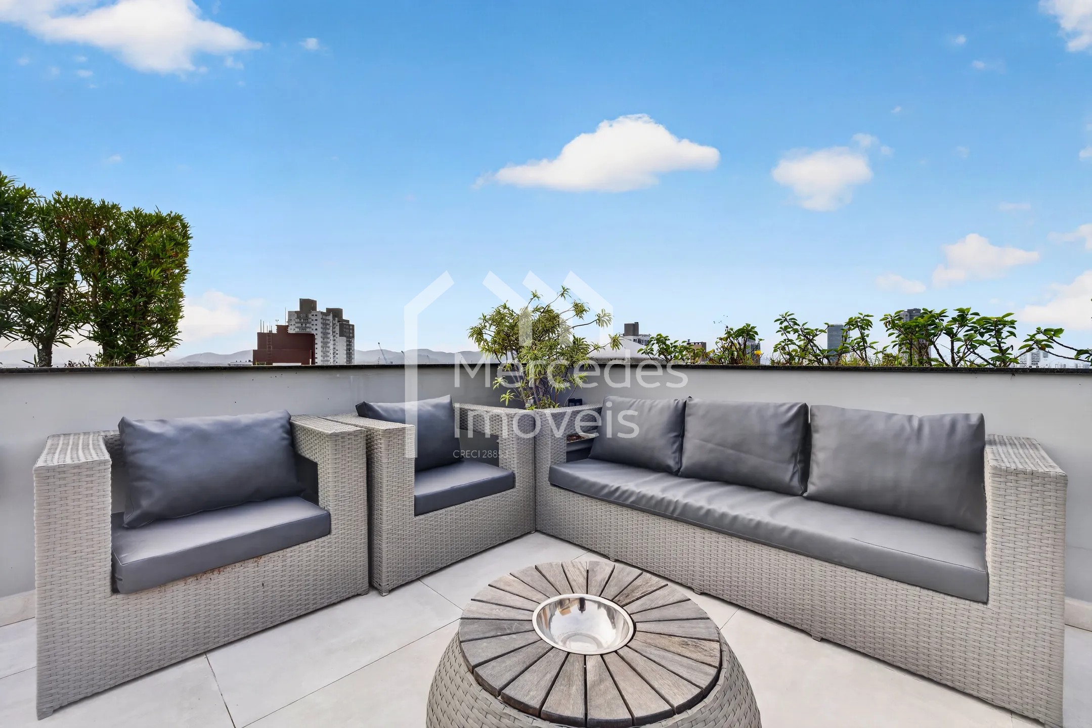Foto 132 de Cobertura 2 suítes + 1 dorm para alugar · Centro, Itajaí