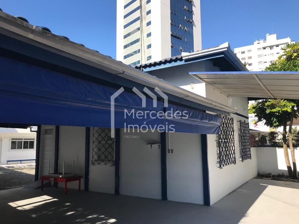 Foto 46 de Casa para alugar · Centro, Itajaí · 400 m²