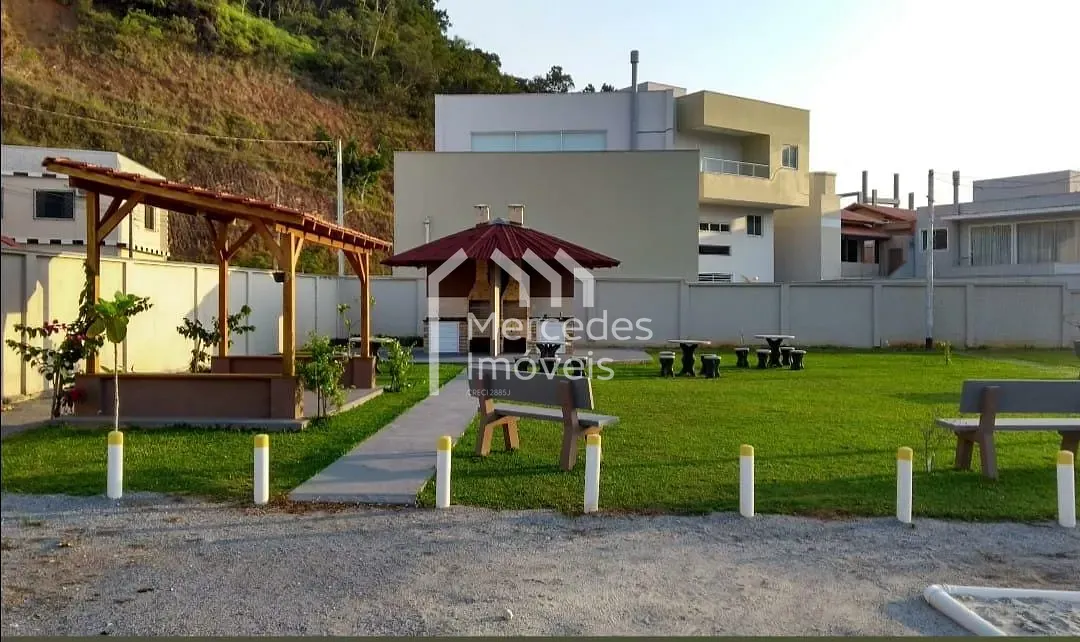 Foto 4 de Casa Geminada mobiliada - 2 dormitórios à venda, Ariribá, Balneário Camboriú, SC