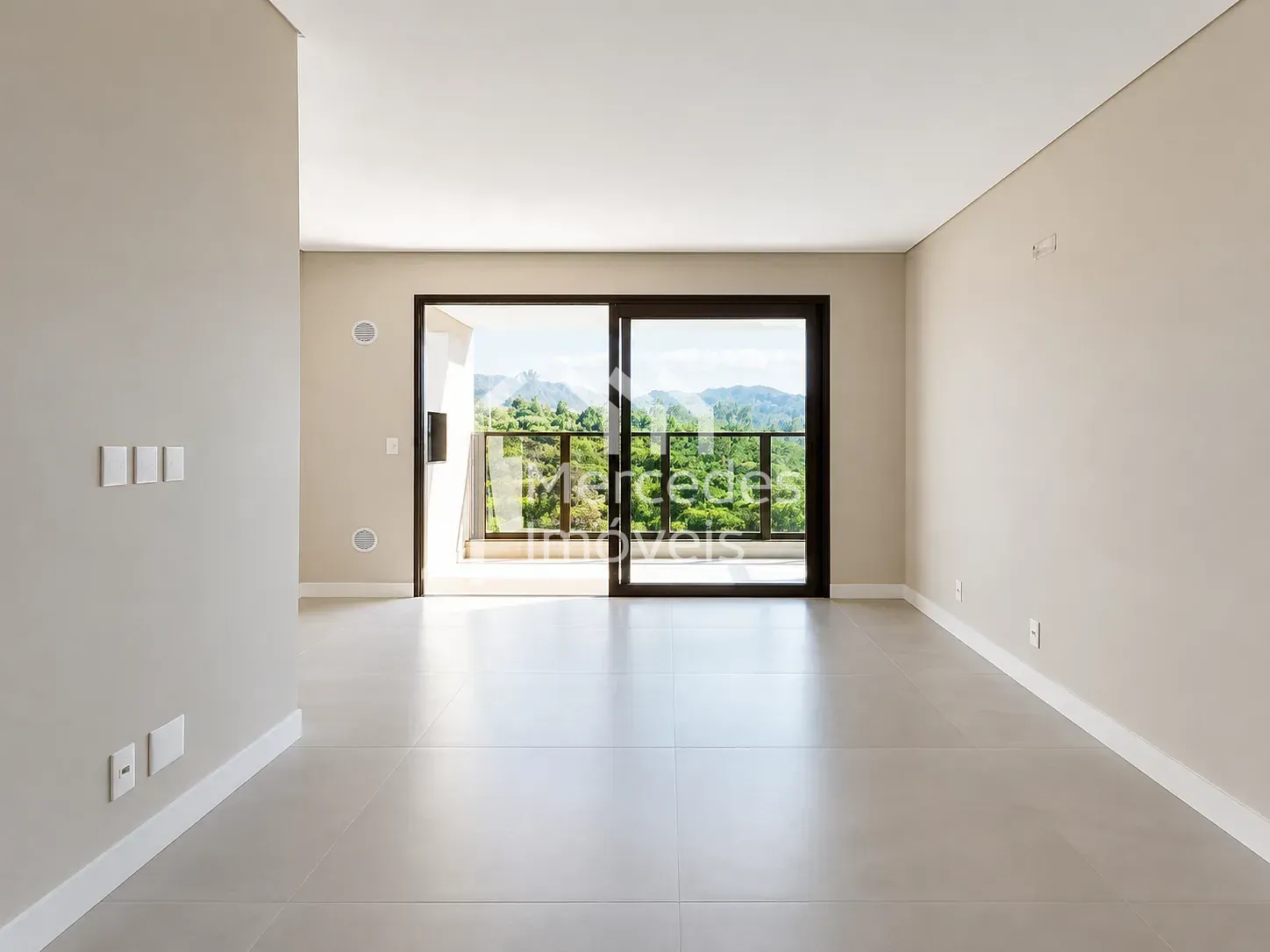 Foto 2 de Apartamento Pronto para Morar à venda, Praia Brava de Itajaí, Itajaí, SC
