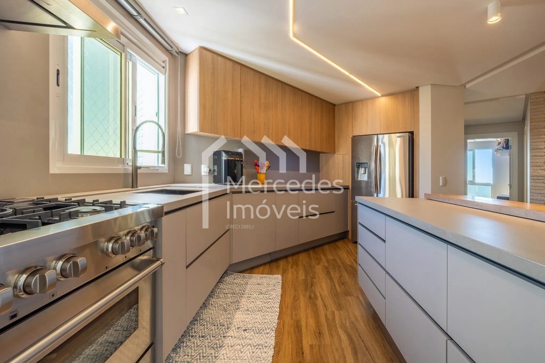 Foto 16 de Apartamento 3 suítes à venda · Pioneiros, Balneário Camboriú