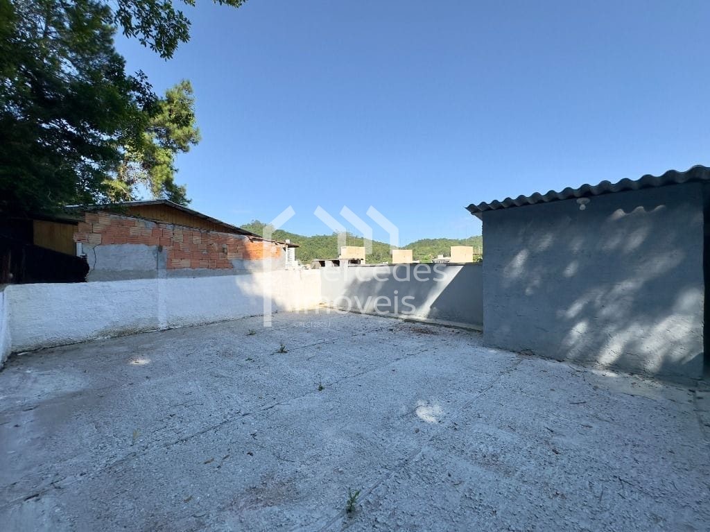 Foto 28 de Casa 1 suíte + 3 dorms à venda · Fazenda, Itajaí · 160 m²