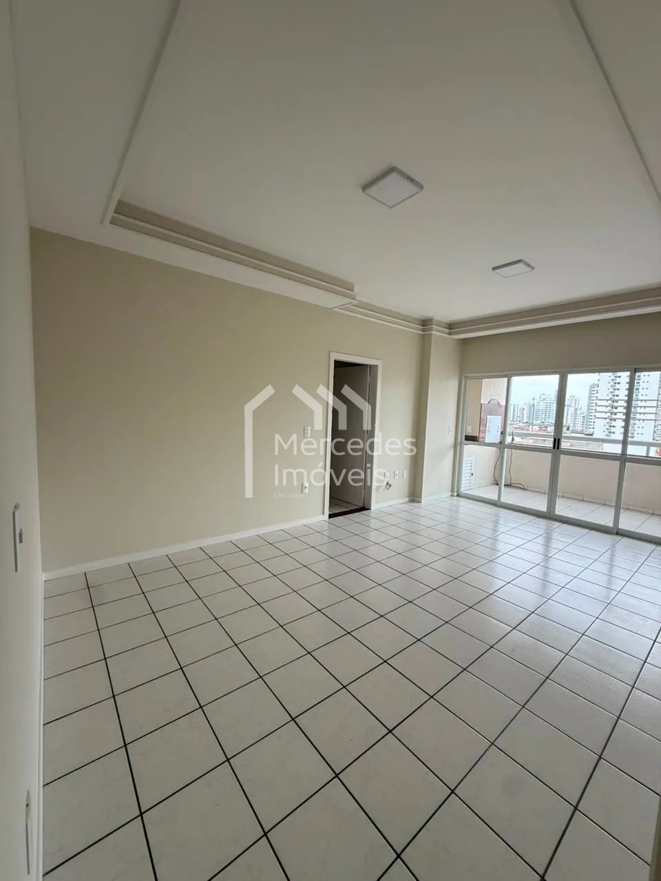 Foto 51 de Apartamento 1 suíte + 2 dorms para alugar · Centro, Itajaí